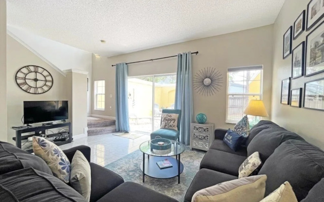Pompano Place 3 Bedroom Townhouse by RedAwning