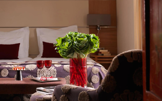 Divani Escape- Adults only