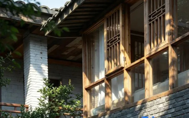 Liuba Front and Back Courtyard Themed Homestay (Old Street) — hotel in Hanzhong