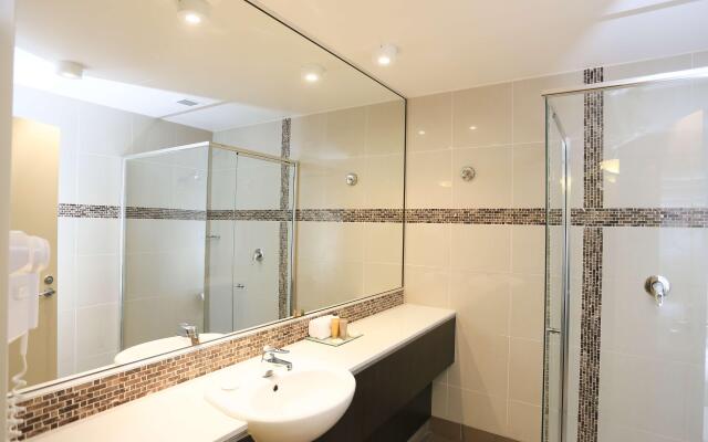 Best Western Plus Hovell Tree Inn