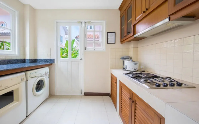 Royal Beach Pool Villa Pattaya