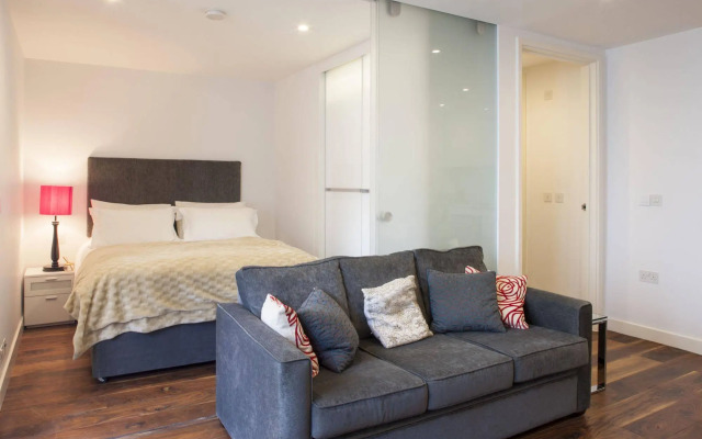 Oxford Street Apartments