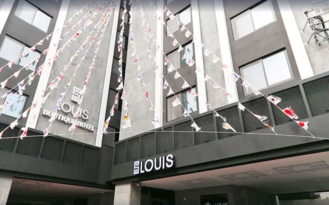 Louis Hotel