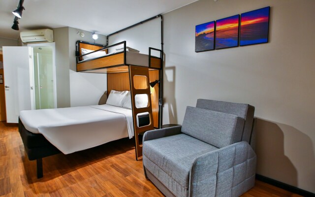 ibis Copacabana Posto 2 Hotel