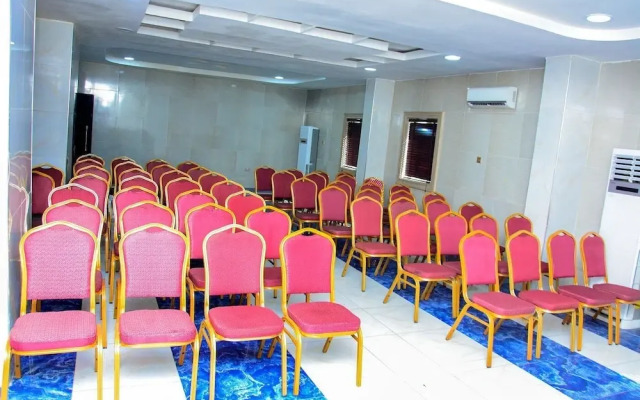Top Rank Hotel Galaxy Asaba