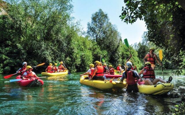 Apartment Postira Meri