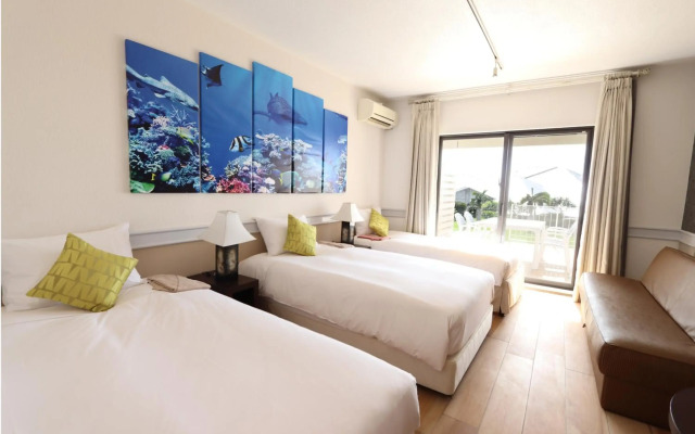 Royal View Hotel Churaumi