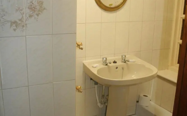 Coynant Farm Guest House