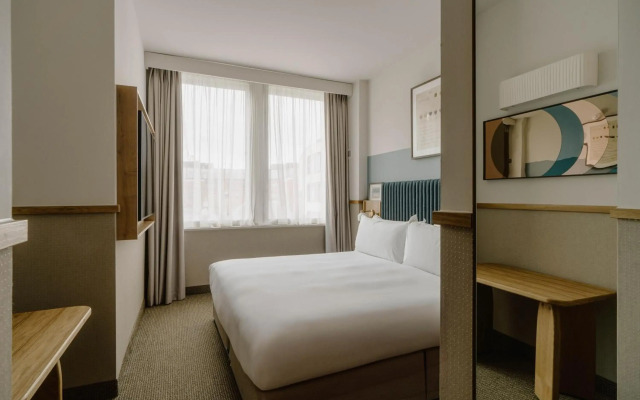 Club Quarters Hotel, St. Paul's