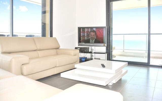 Apartment With 4 Bedrooms in Canet-en-roussillon, With Wonderful sea V