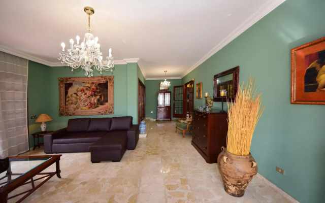 Alina - Vivienda vacacional con piscina privada