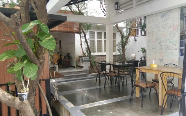 Frangipani Villa-60s Hotel