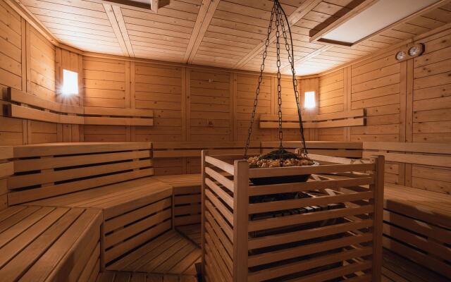 Tevini Dolomites Charming Hotel