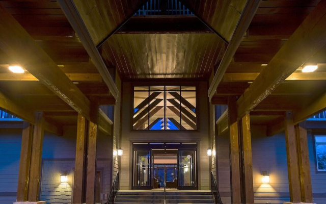 Palliser Lodge