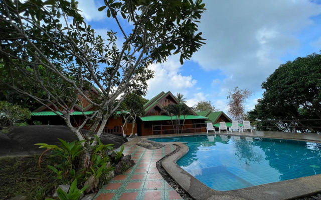 Tharathip Resort