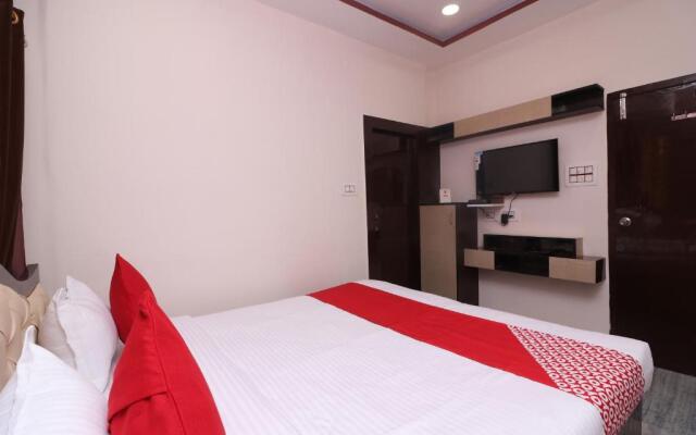 OYO 15722 Hotel Padmavati