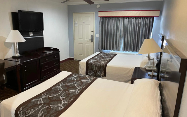 Hollywood Guest Inn