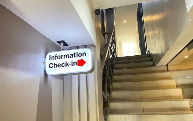 Baan Kun Mhor Hostel
