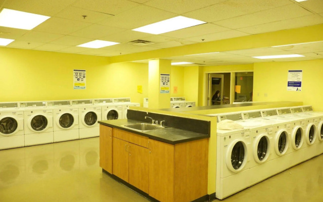 Chestnut Residence - Campus Accommodation