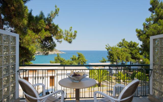 Bomo Tosca Beach Hotel