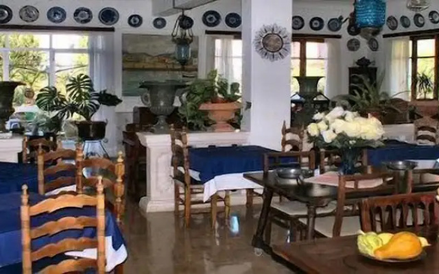 Hostal Residència Catalina Vera
