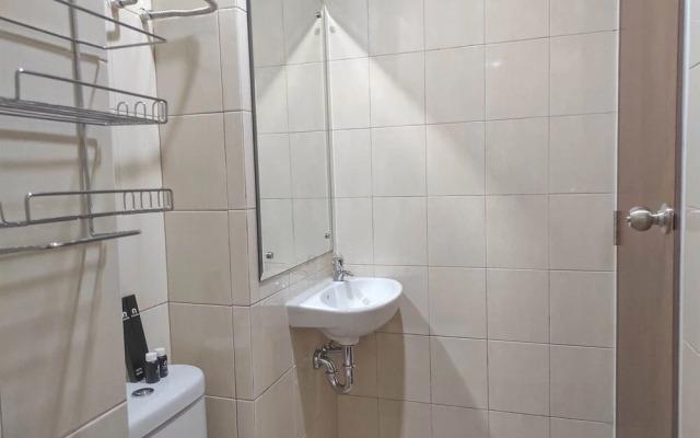 Comfortable and Tidy Studio Vida View Apartment