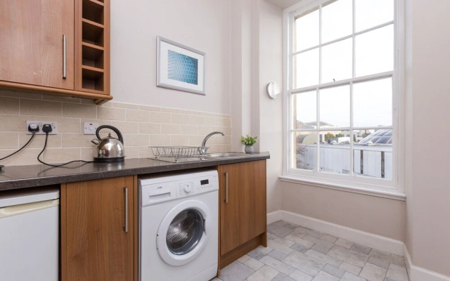 George Square Apartment - Heart of Old Town/University
