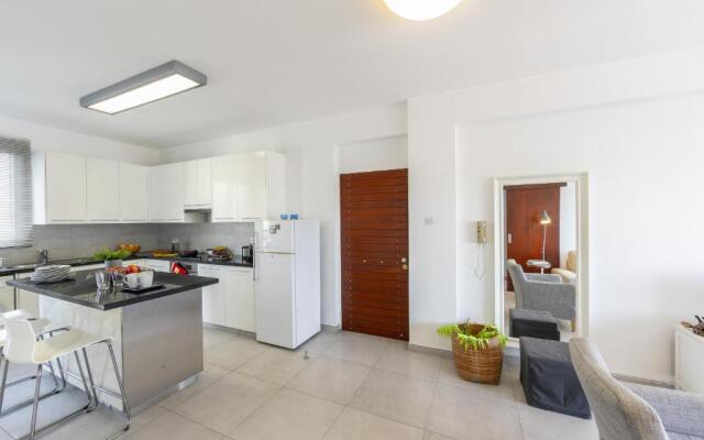 Limassol Olimpia Beach Suite