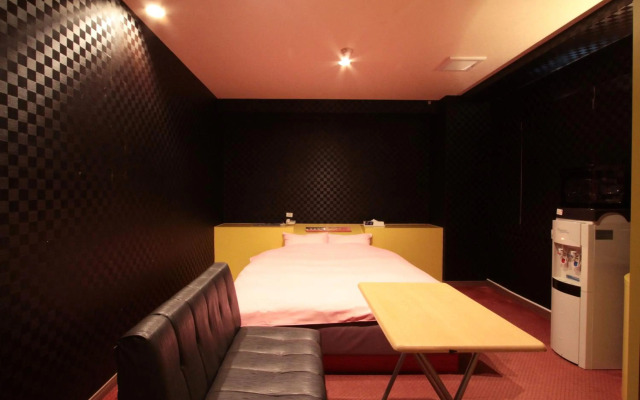 レストロヴェスト