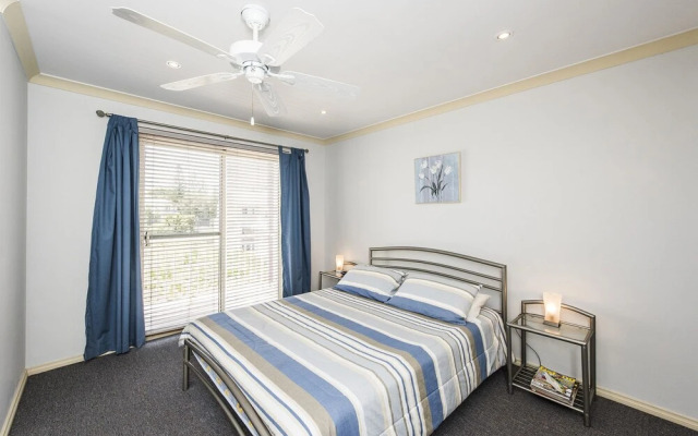 Ledge Point Village Villa 1 - Ocean Views