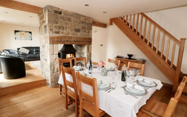 Stoneycroft Barn