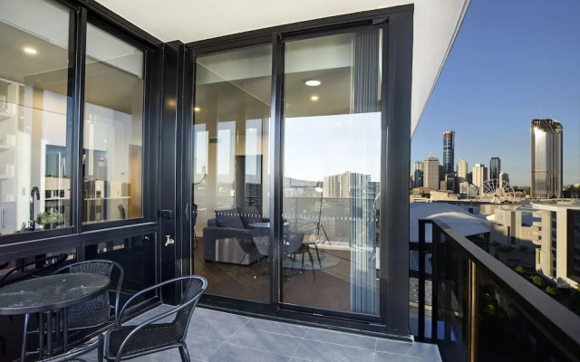 Atlas Apartments by CLLIX