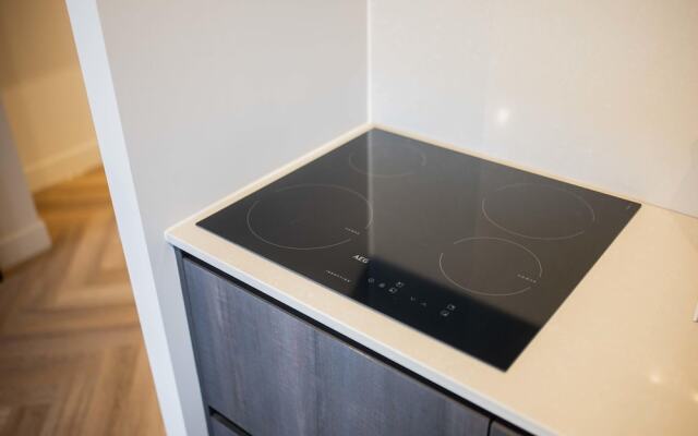 Joyful Serviced Studio Apartment -ks71-j