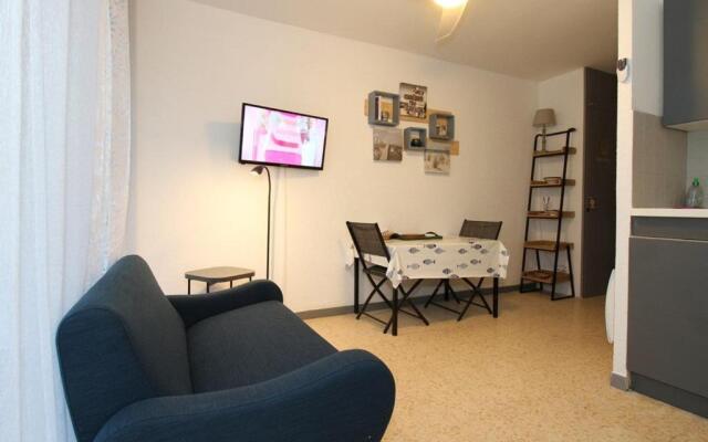 Appartement Balaruc-les-Bains, 1 pièce, 2 personnes - FR-1-553-128