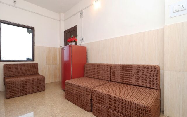 OYO Home 18565 Restful Stay