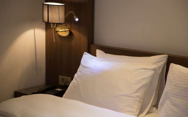 TN&CO Exclusive Cip Suites and Primeclass Rooms (Adults Only)