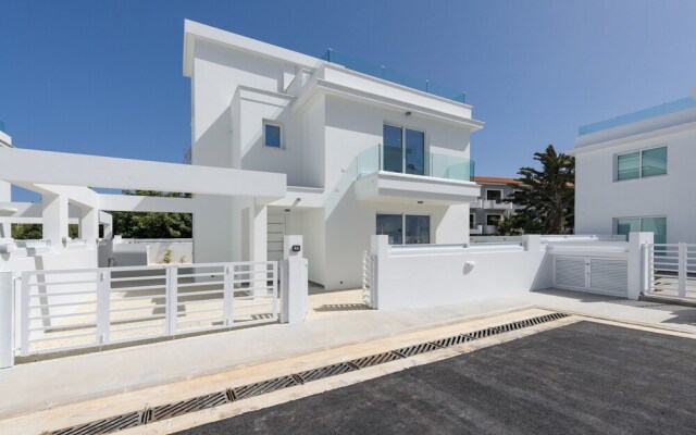 Green Bay Villa No 15