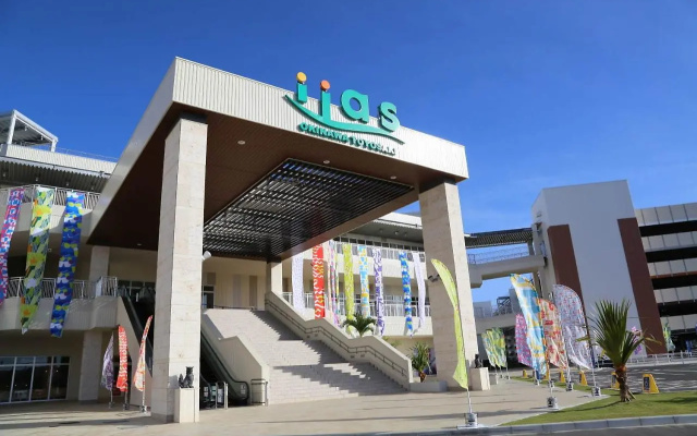 Hotel GranView Garden Okinawa — 3-star hotel in Tomigusuku
