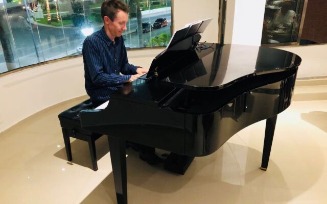 Arts Party Central Hostel