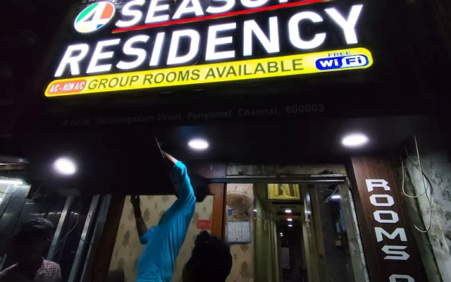 4 Seasonz Residency by OYO Rooms