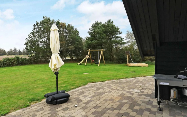 5 Person Holiday Home in Ulfborg