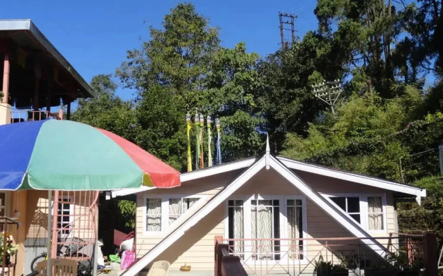 Little Singamari Home Stay