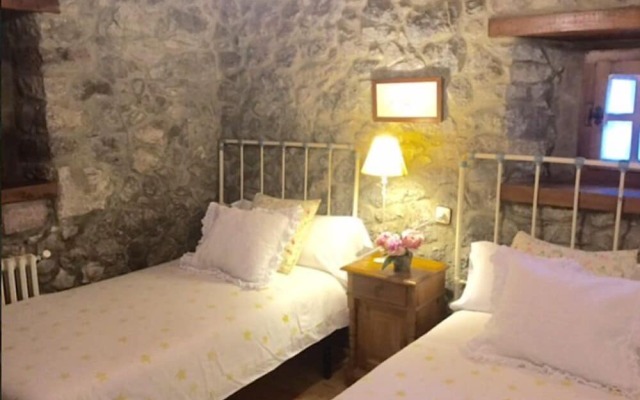 Casa Rural La Torre Andrin 1.