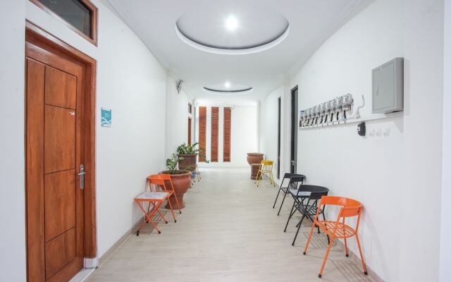OYO Life 1180 Bunda Haveraka Residence
