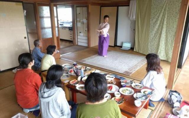 Tomo's hut in Japanese old style