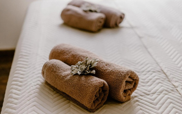 LA88 Bayview Apartment I