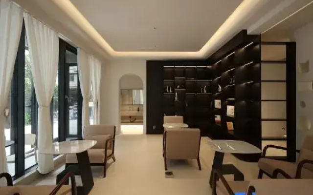 Haikou Cloud Villa B&B (Hainan University Haidian Island Branch)