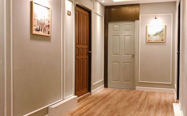 Penyos Service Apartment