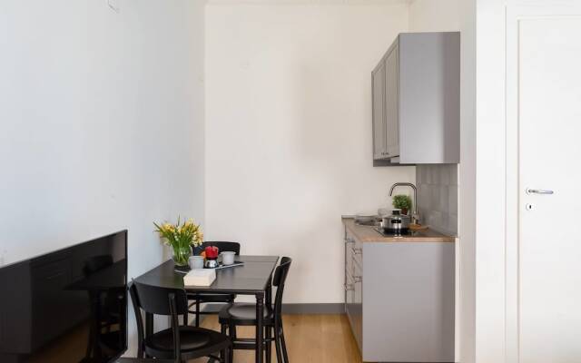 Pietra Square Residence