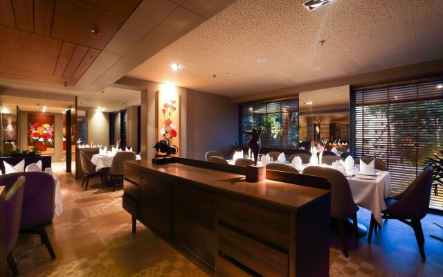 The Grandeur Boutique Hotel